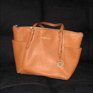 Michael Kors handbag 👜 camel color